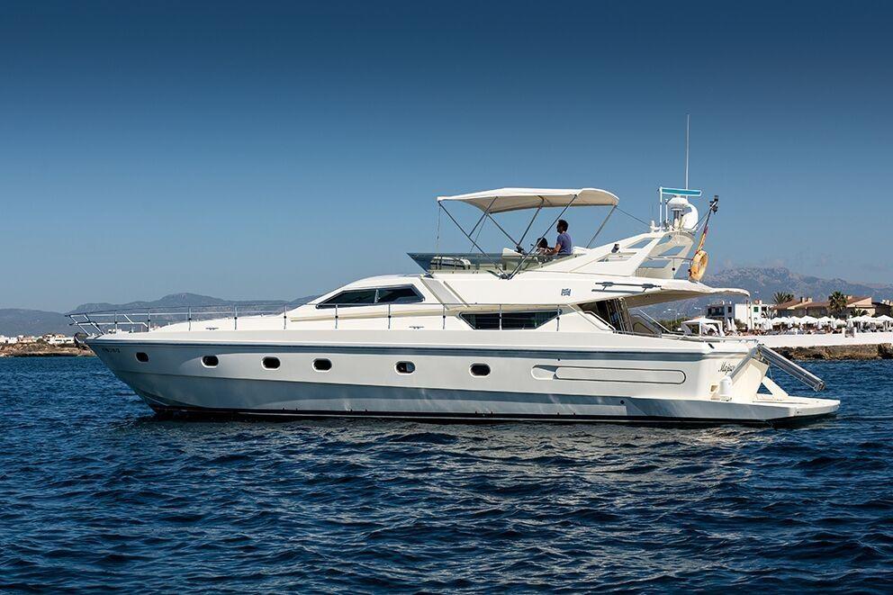 1996 Ferretti Yachts 175