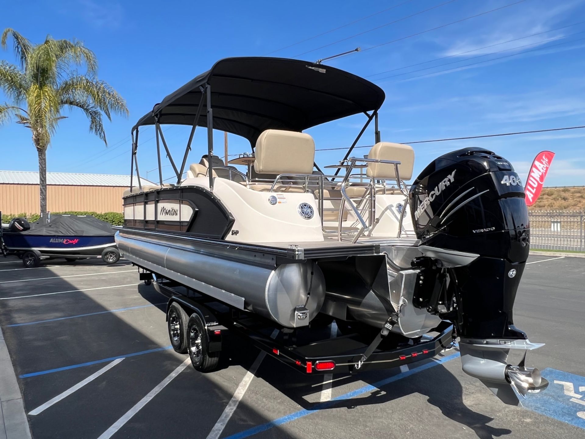 2021 Manitou Pontroon Boats 27 LX SRS SHP TWIN