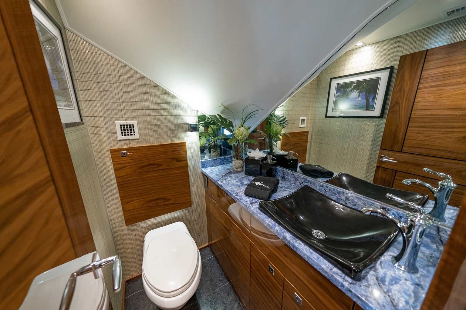 2023 Viking Yachts 90 Sky Bridge