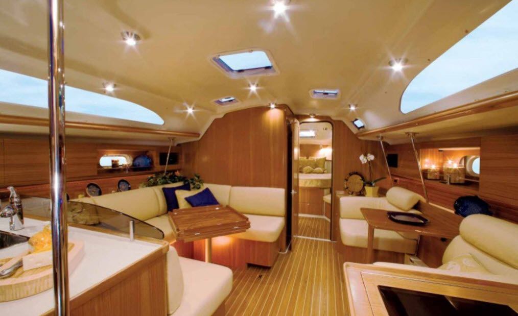 2009 Catalina Yachts Catalina 445 - Wing Keel