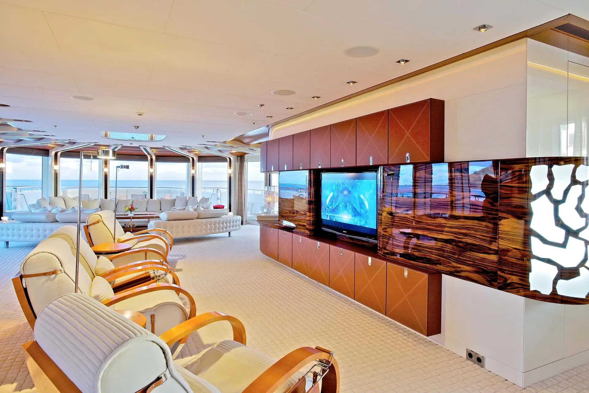 2008 Lurssen Yachts Vive La Vie