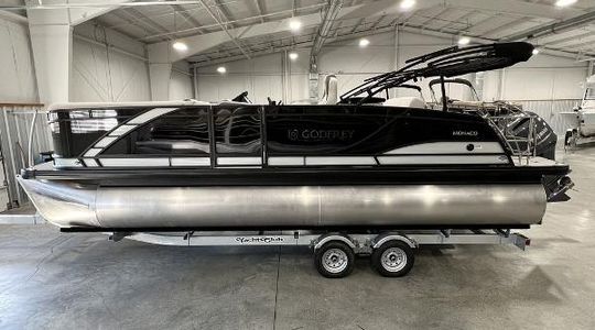 2022 Godfrey Pontoon Boats Monaco 235 SFL