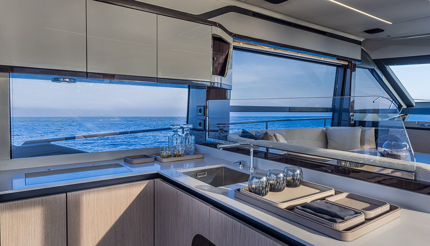 2023 Absolute Yachts 48 Coupe