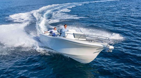 2021 White Shark 240 SC