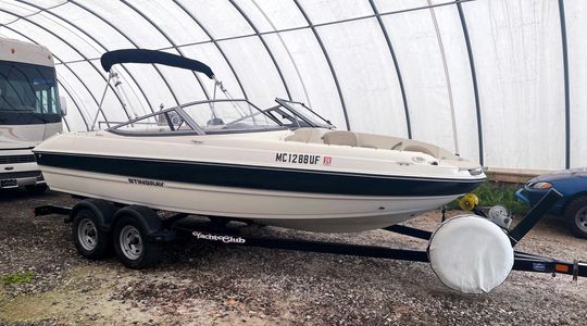 2018 Stingray Boats 208 LS