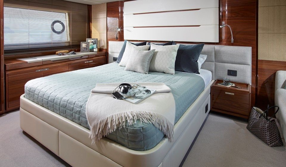 2018 Princess Yachts 68