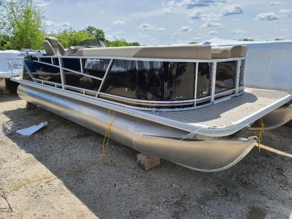 2012 SunChaser Classic Cruise 8524 Lounger