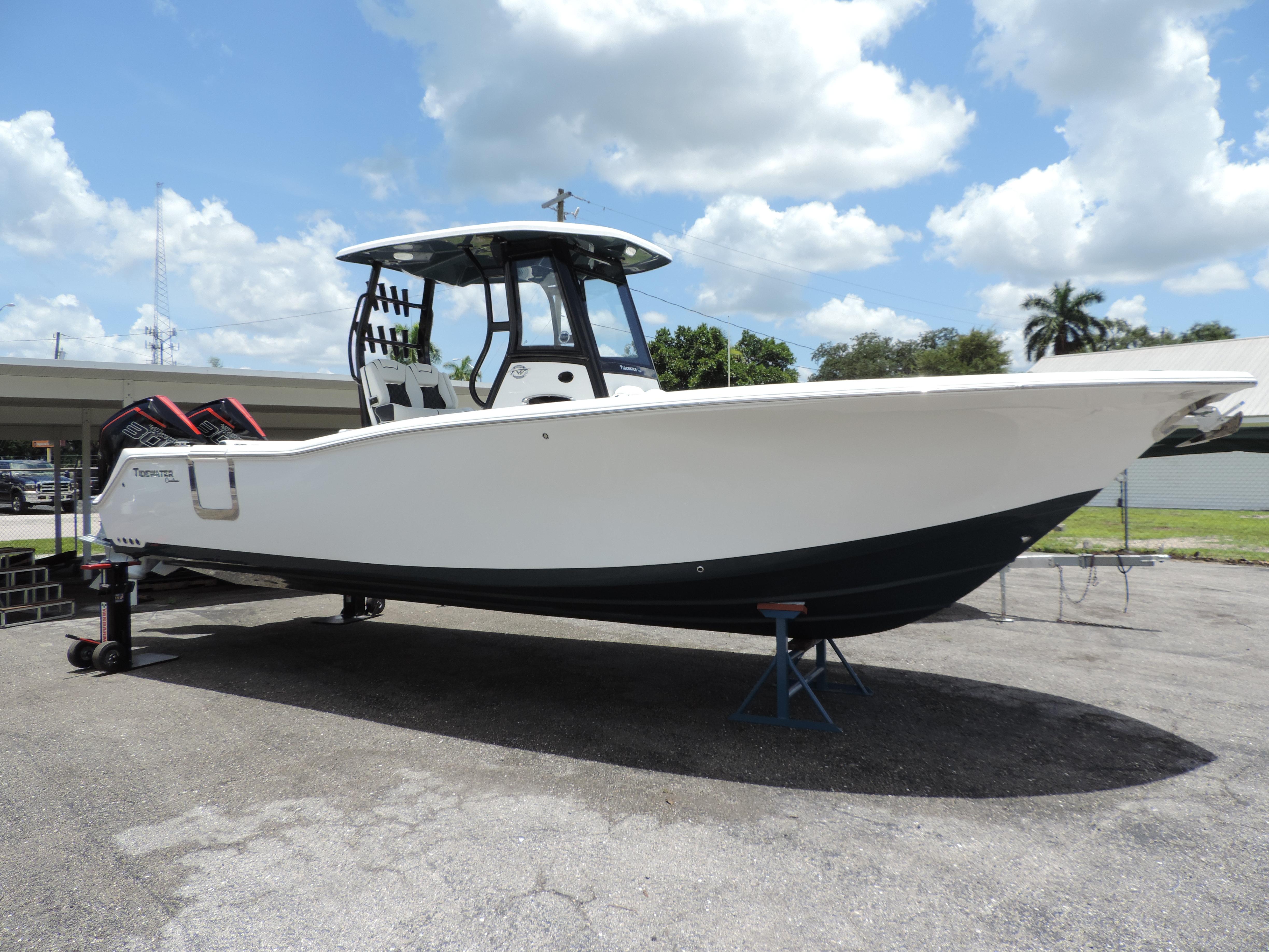 2022 Tidewater Boats 292 CC Adventure