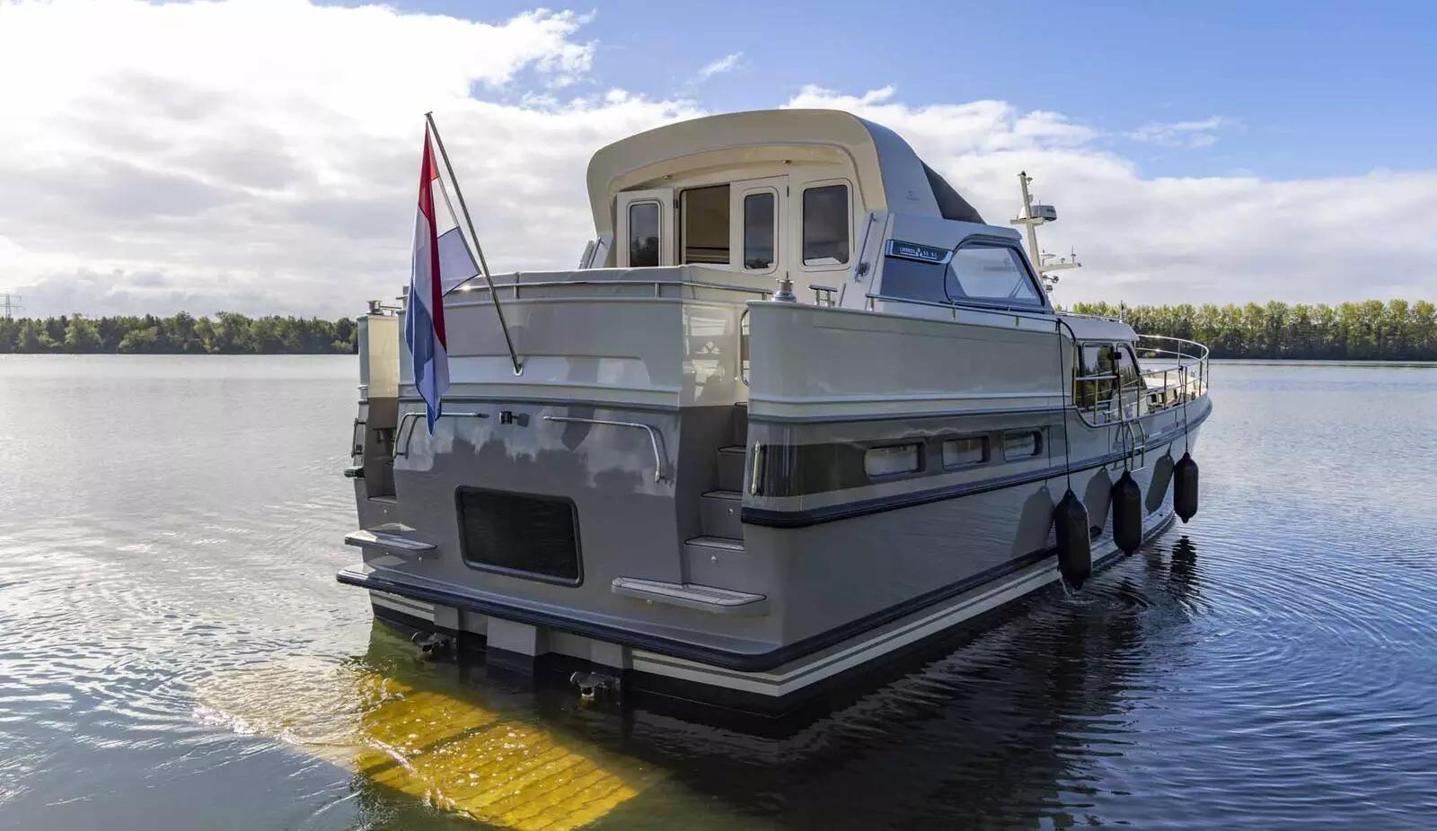 2023 Linssen Yachts 55 SL AC Variotop