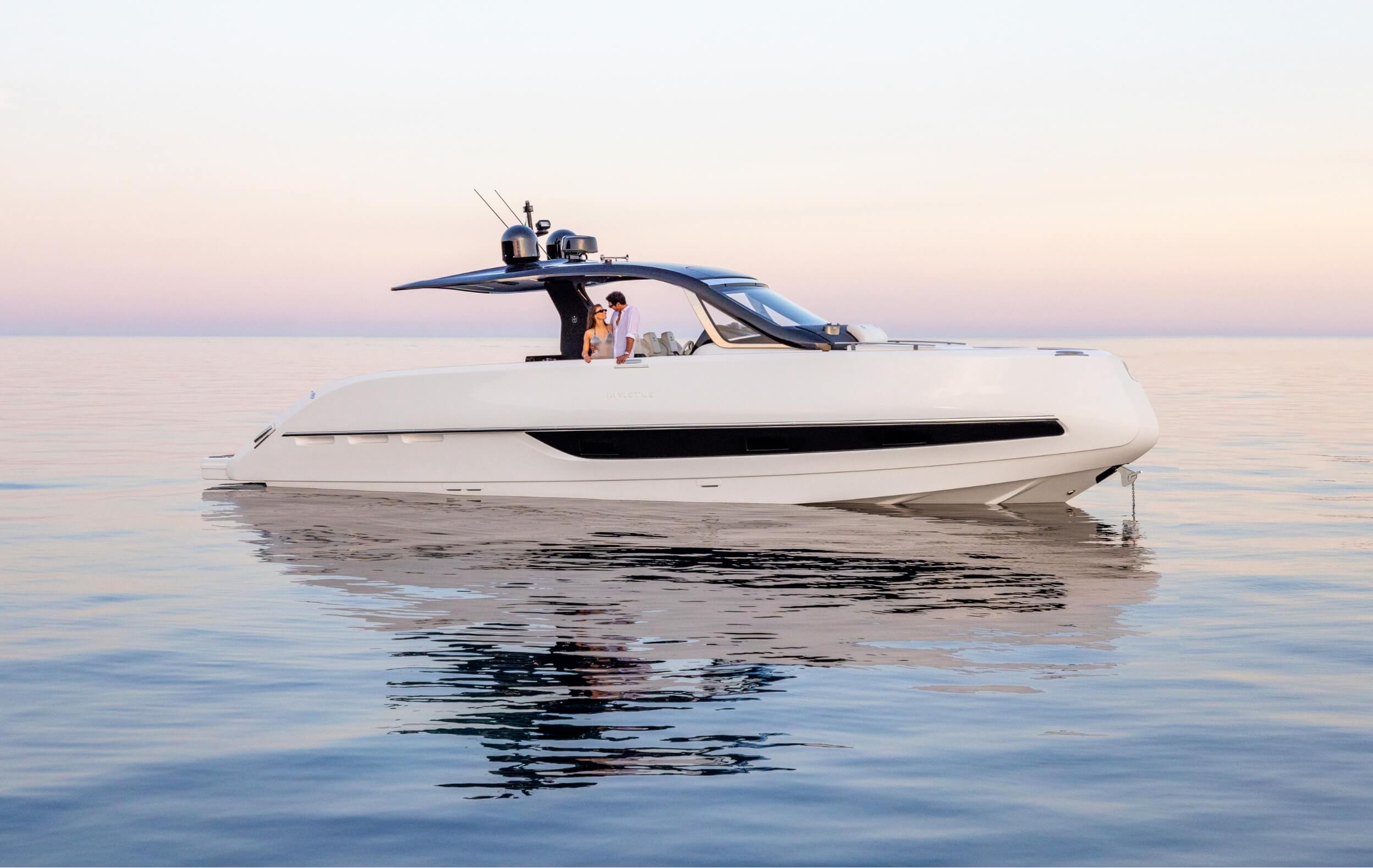 2023 Invictus Yacht TT420