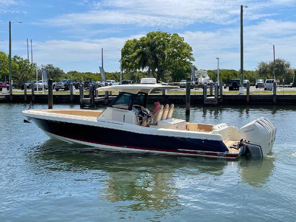 2021 Chris-Craft Catalina 34