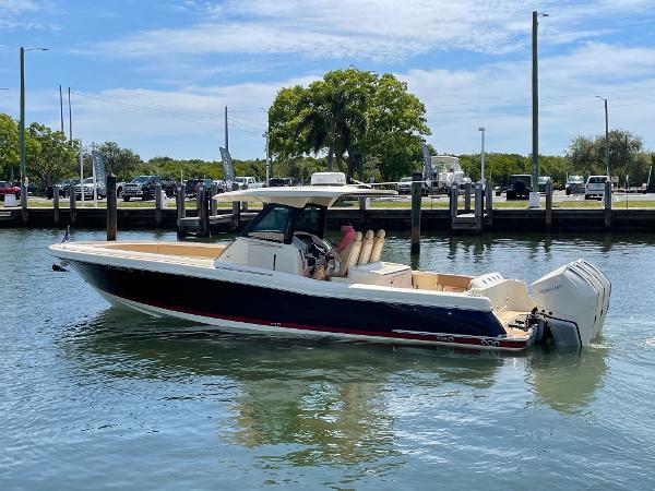 2021 Chris-Craft Catalina 34