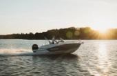 Quicksilver Activ 605 Sundeck, photo 1