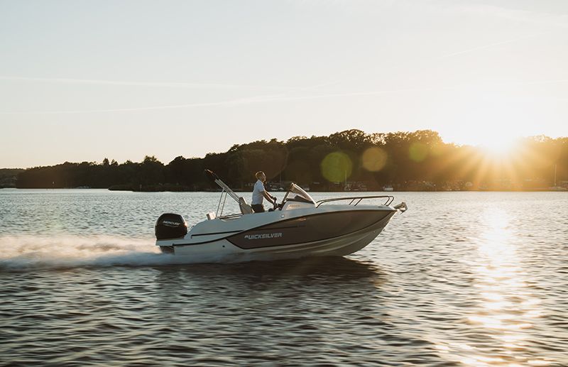 Quicksilver Activ 605 Sundeck, photo 1