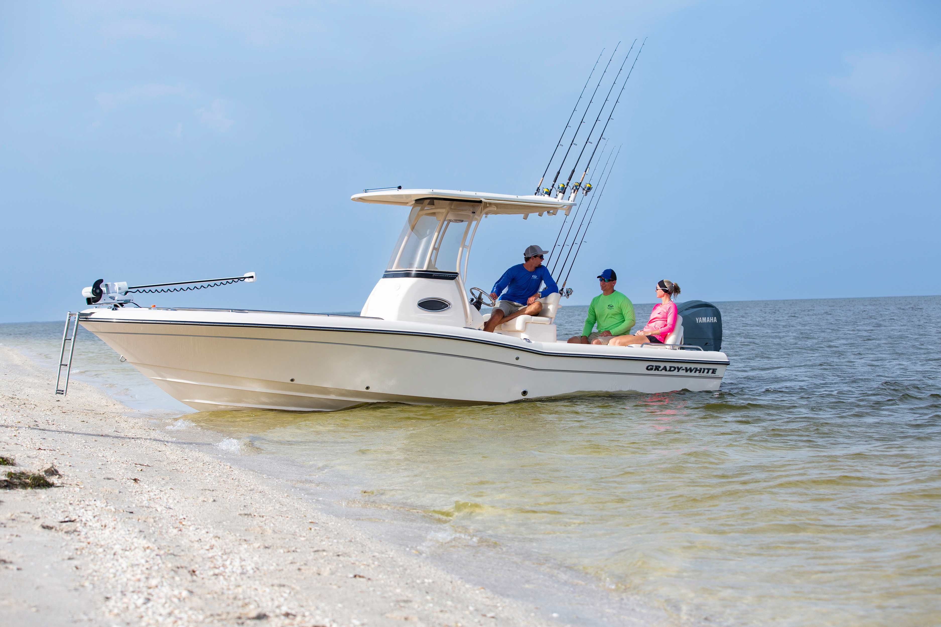 2022 Grady-White 251 CE