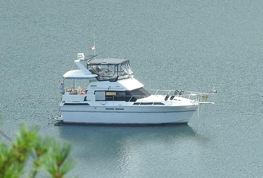 1988 President Yachts Double Cabin Motor Yacht