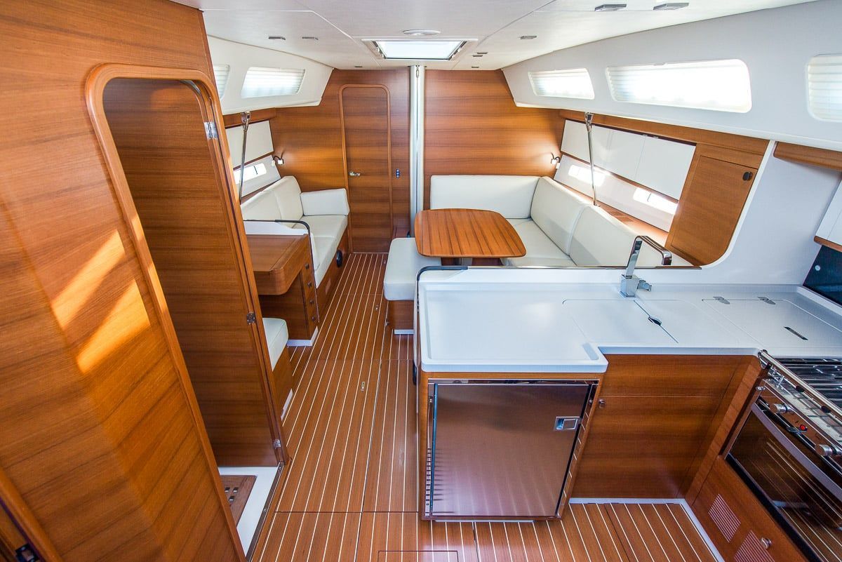 2012 Italia Yachts Italia 13.98