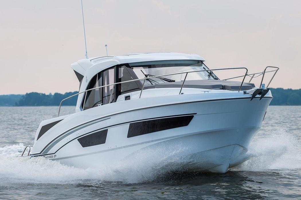 2022 Beneteau Antares 9