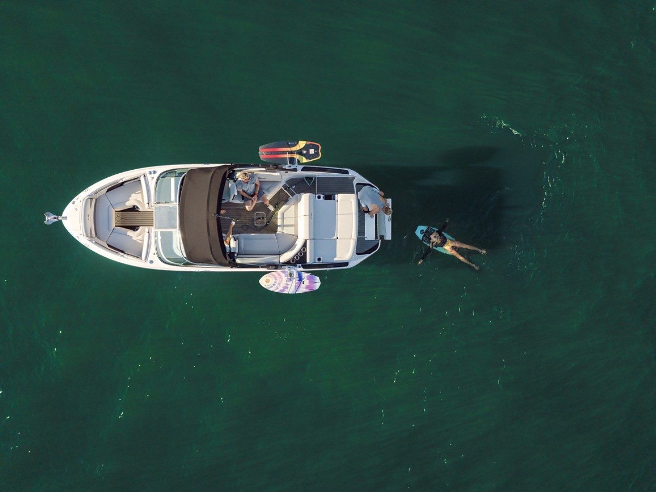 2023 Sea Ray SLX 260 Surf