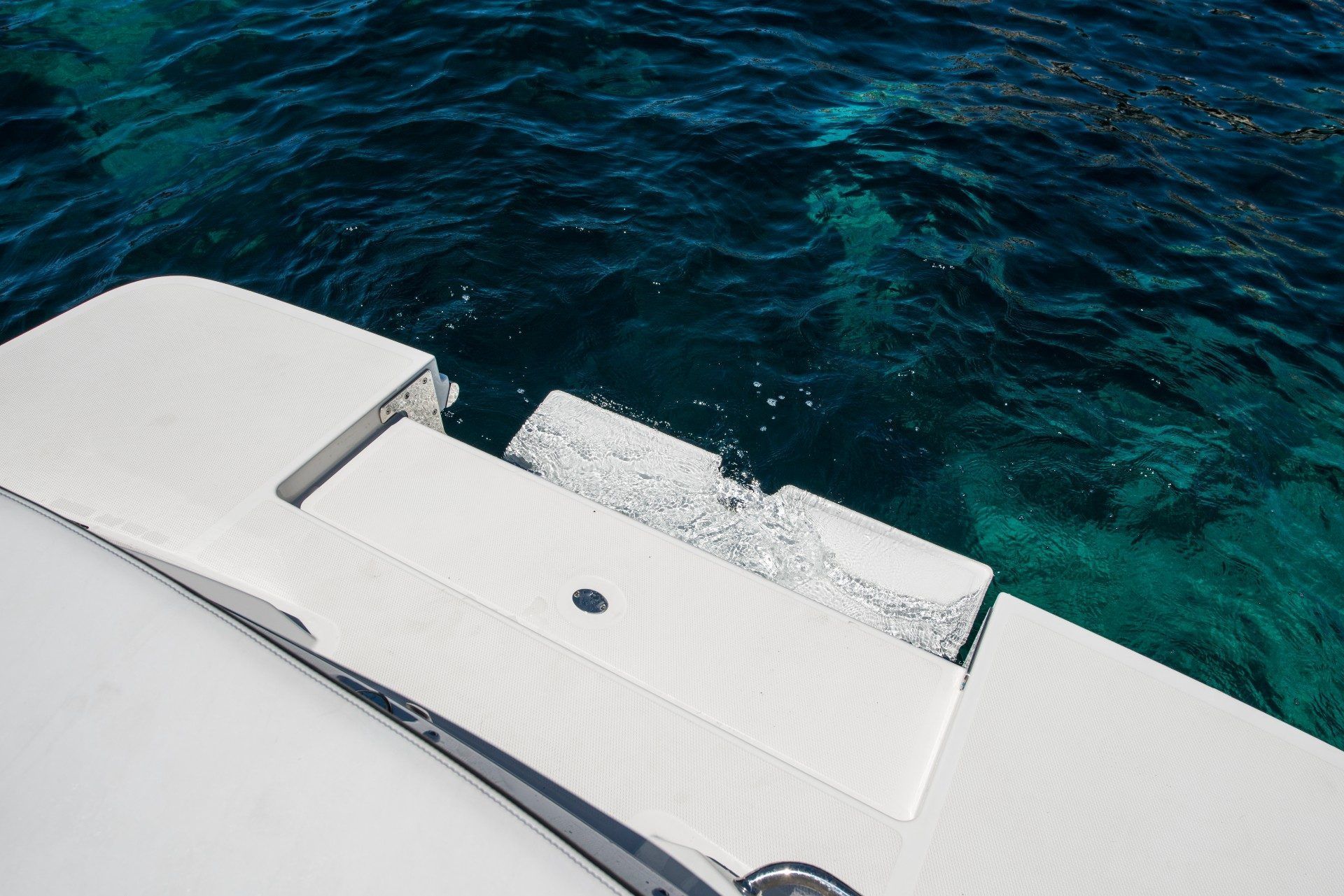 2022 Sea Ray SPX 230