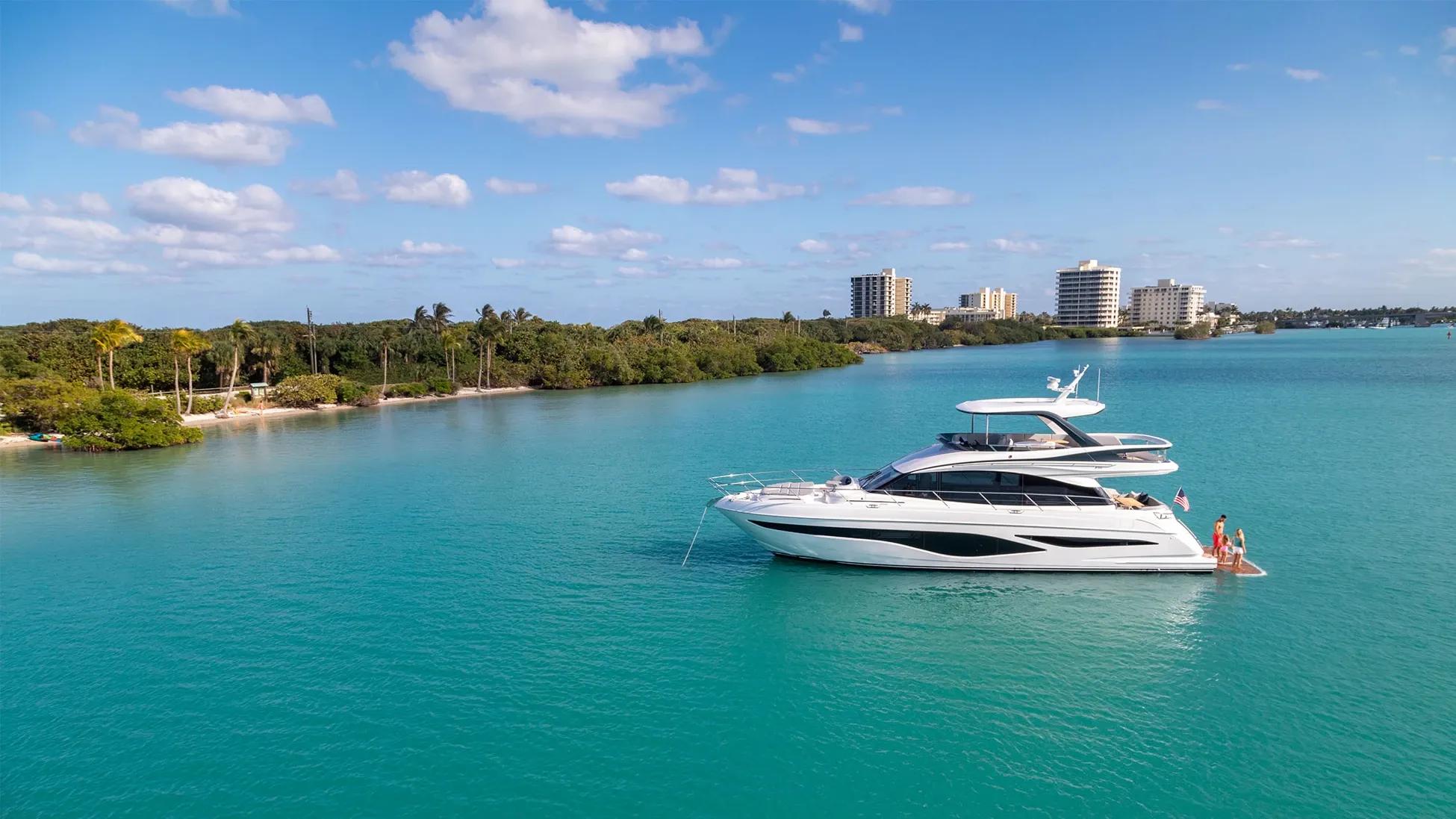 2022 Princess Yachts F65