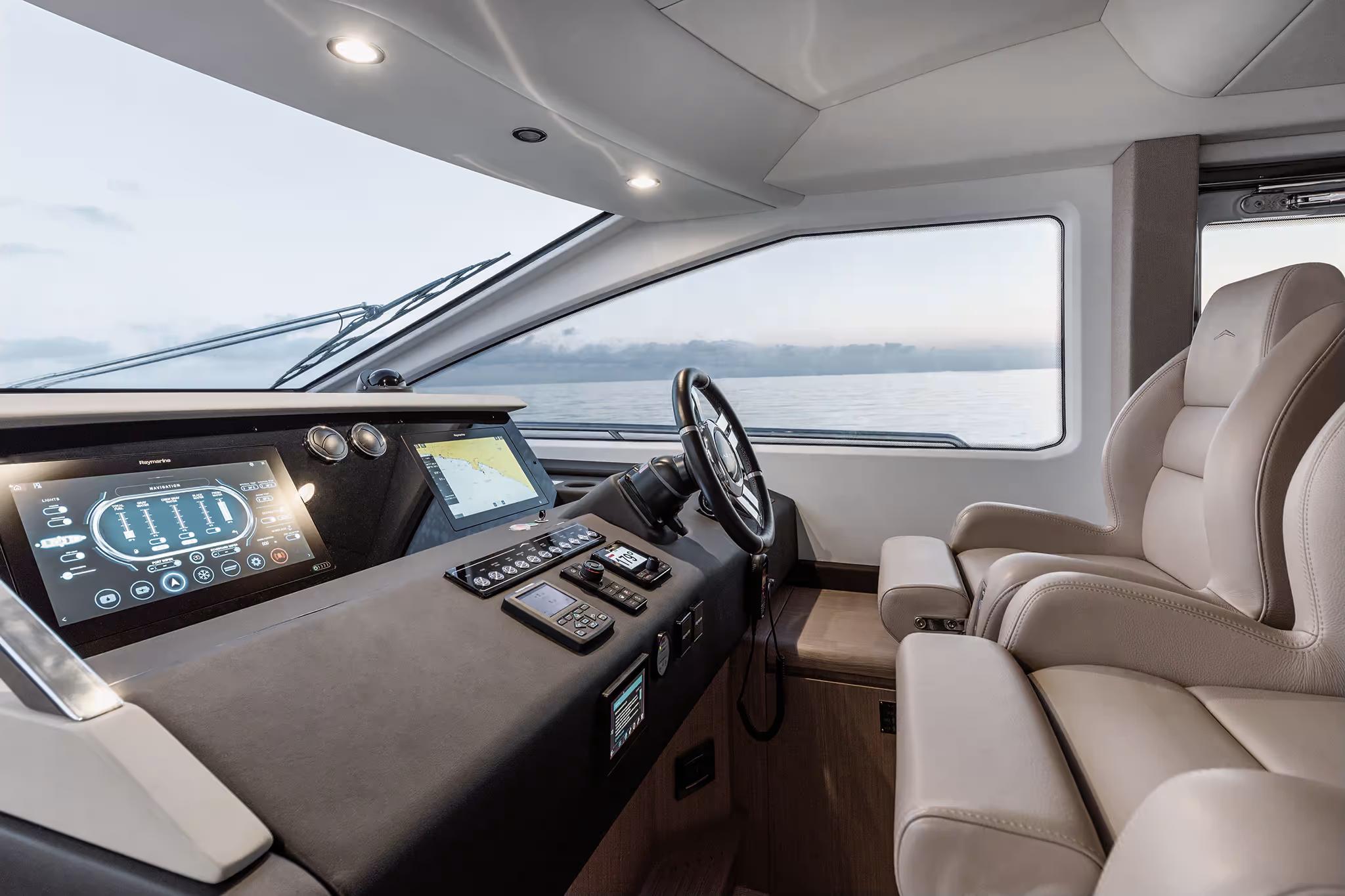 2015 Azimut Yachts 72 Fly