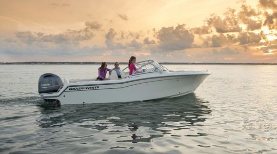 2022 Grady-White Freedom 215