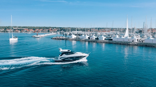 2014 Pearlsea Yachts 31 Hard Top