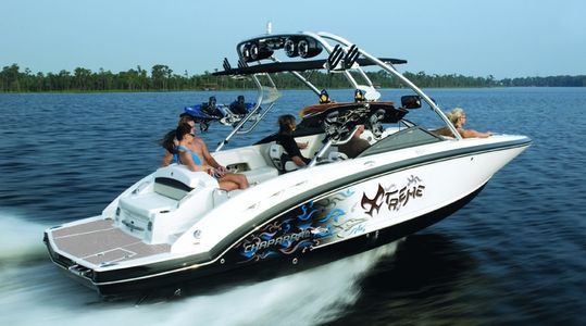 2011 Chaparral Boats 244 Xtreme