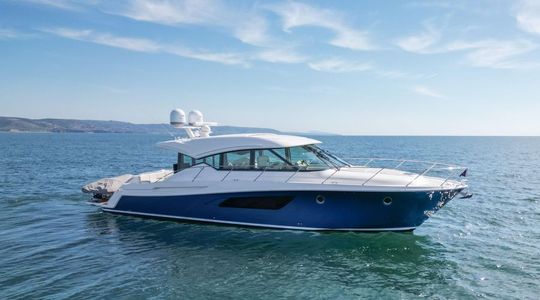 2022 Tiara Yachts 53 Coupe