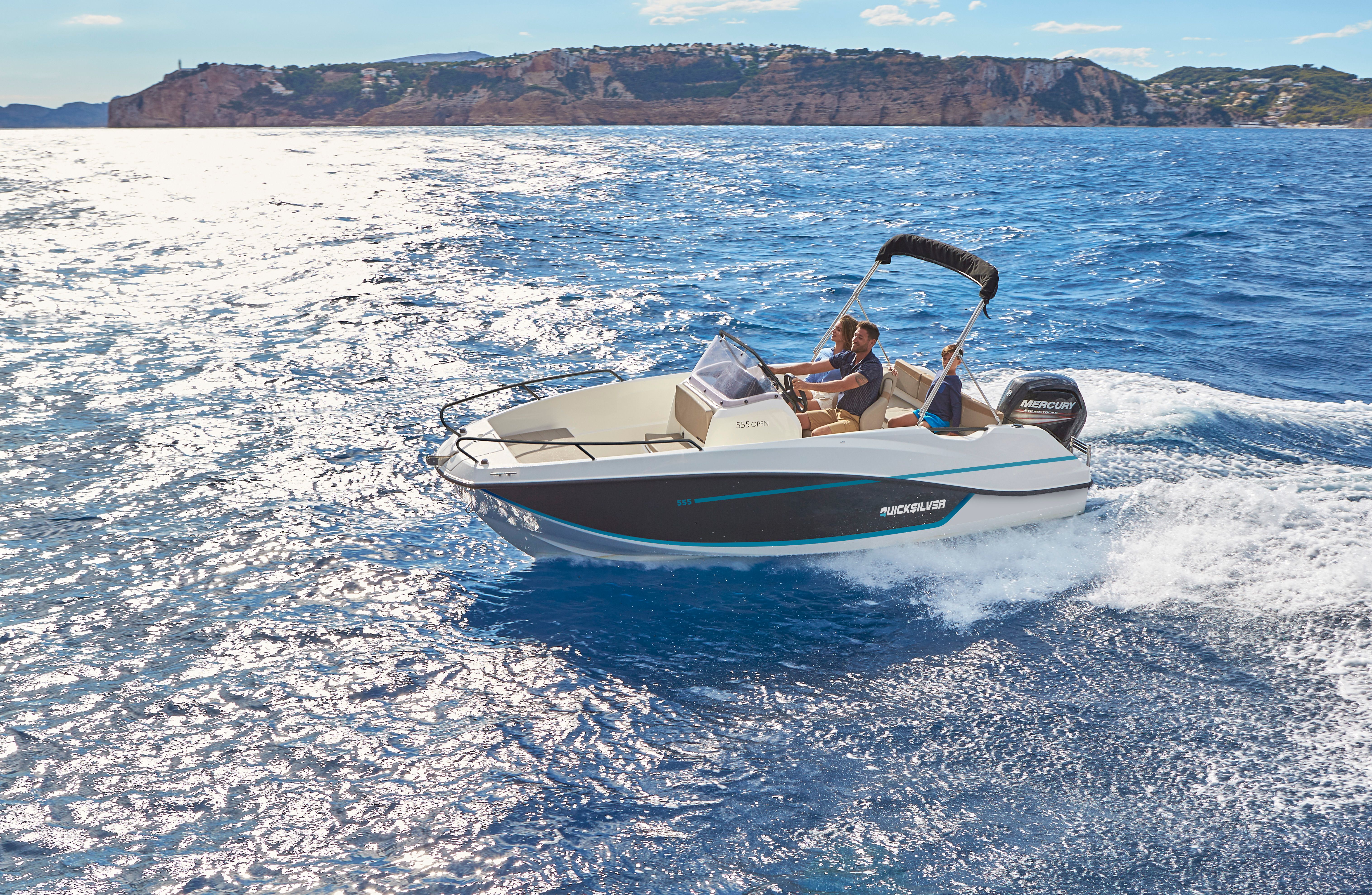 Quicksilver Activ 555 Open