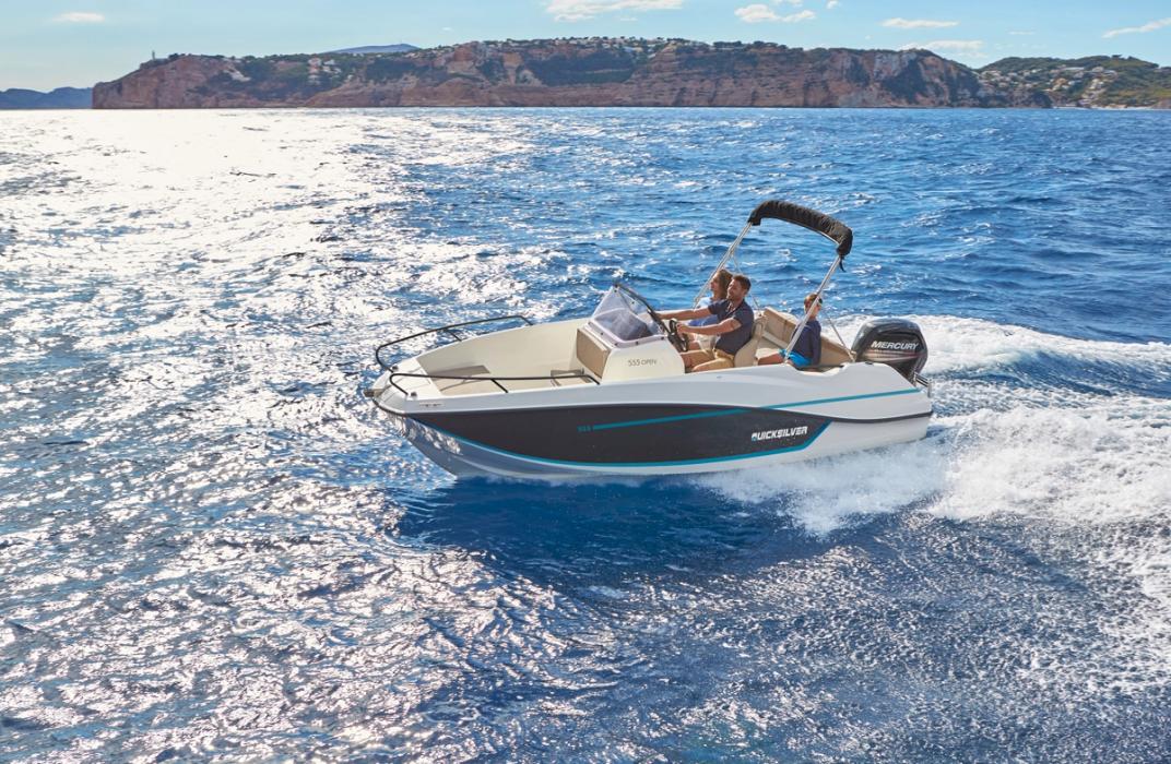 Quicksilver Activ 555 Open