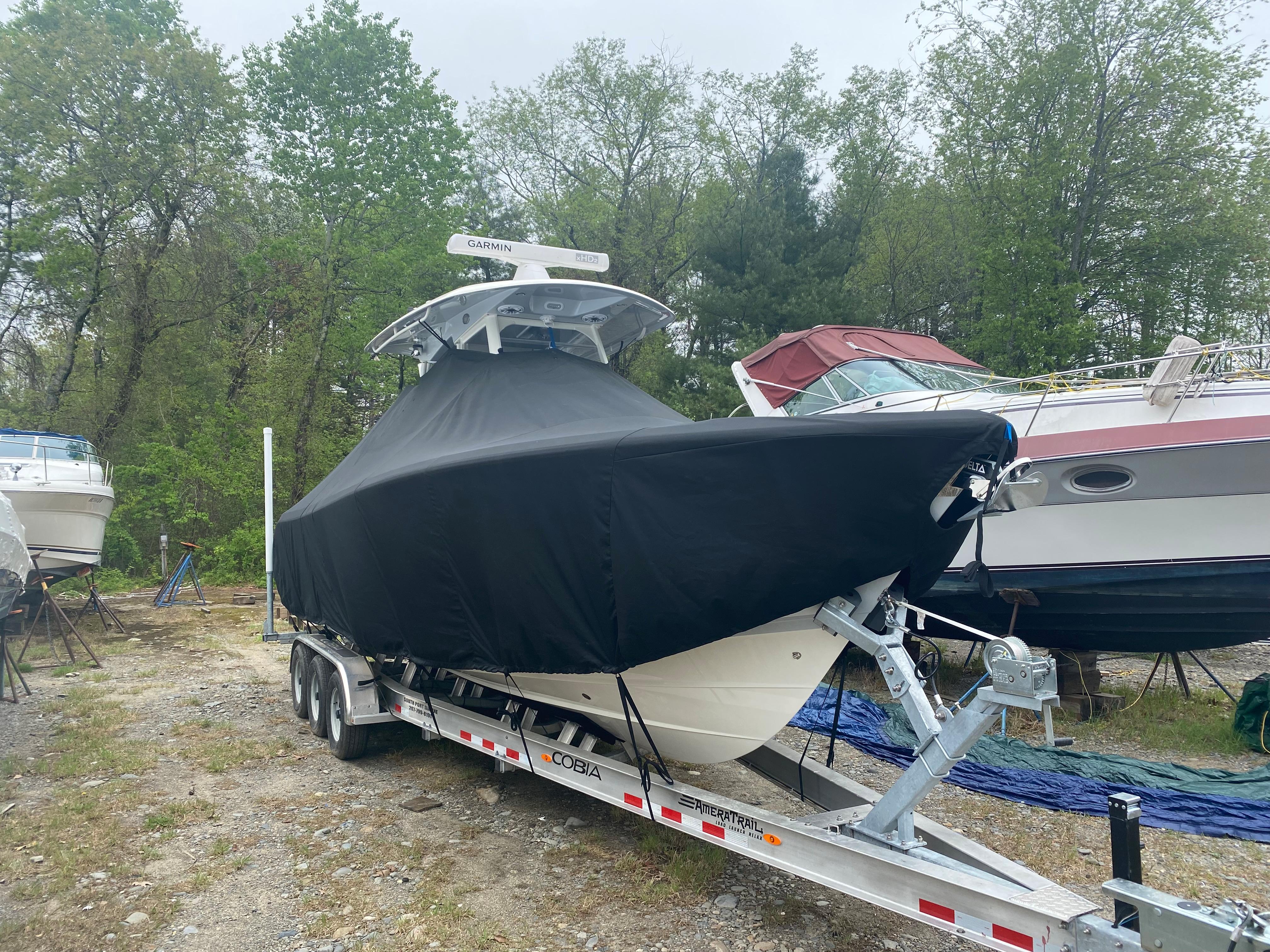 2021 Cobia Boats 301 Center Console