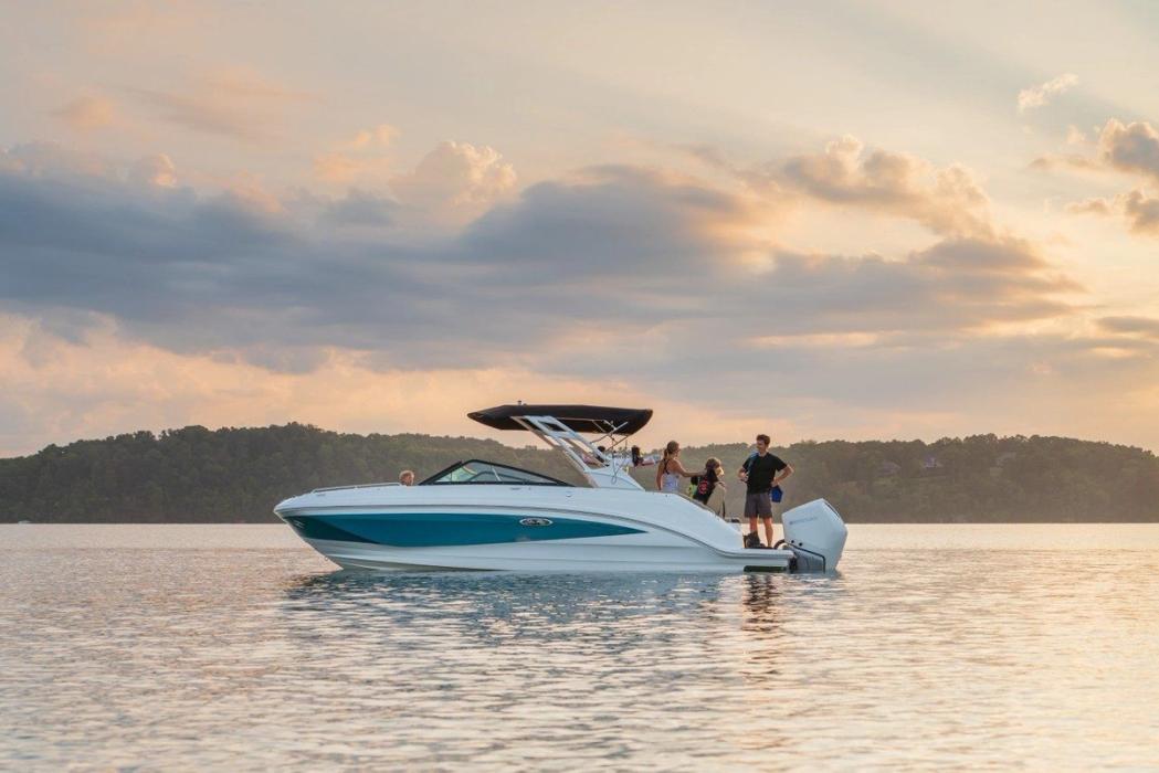 2023 Sea Ray SDX 250 Outboard