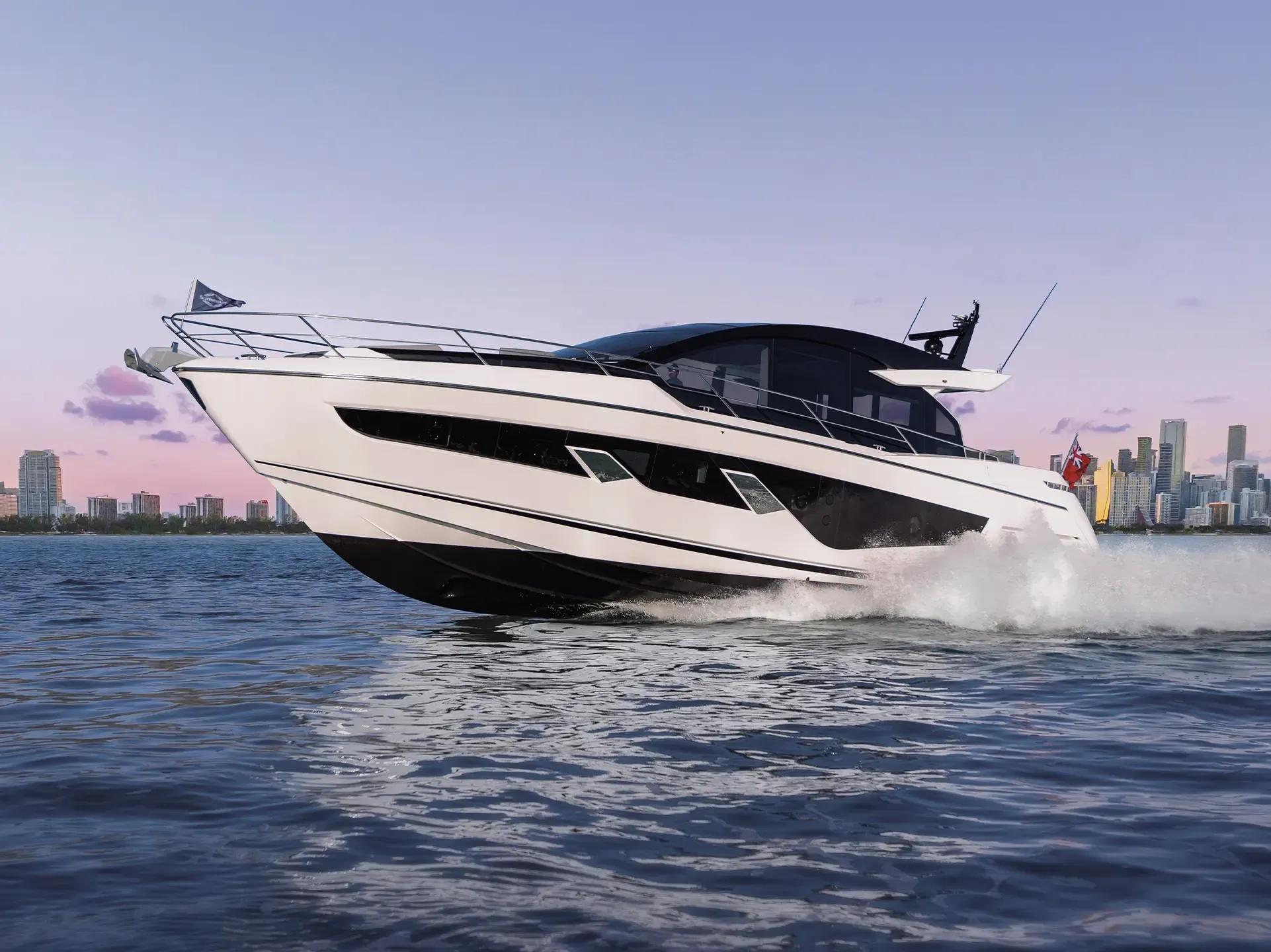 2024 Sunseeker Predator 65