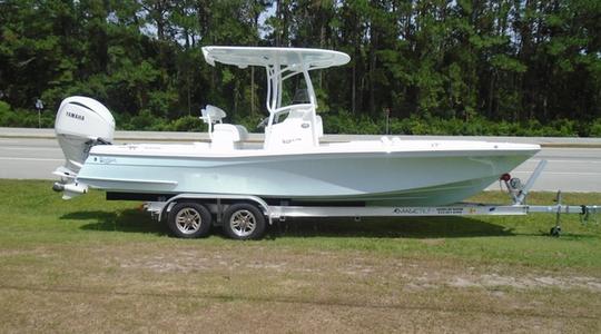 2021 Black Jack Boats 256 Coastal