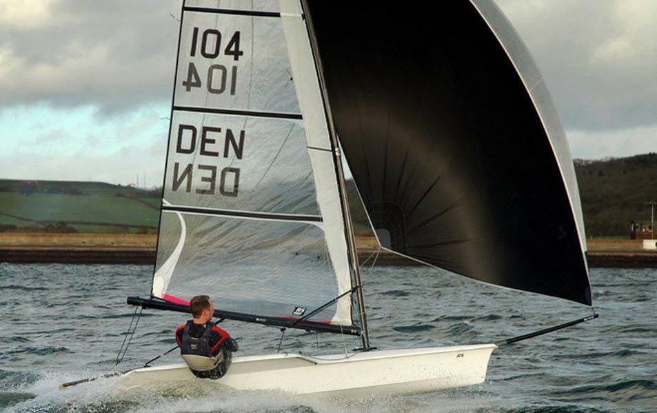 2010 RS Sailing RS 100