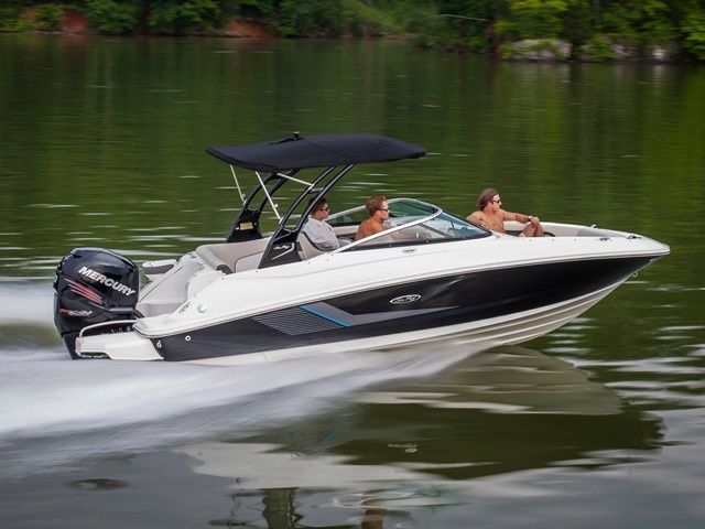 2010 Sea Ray Sundeck 220