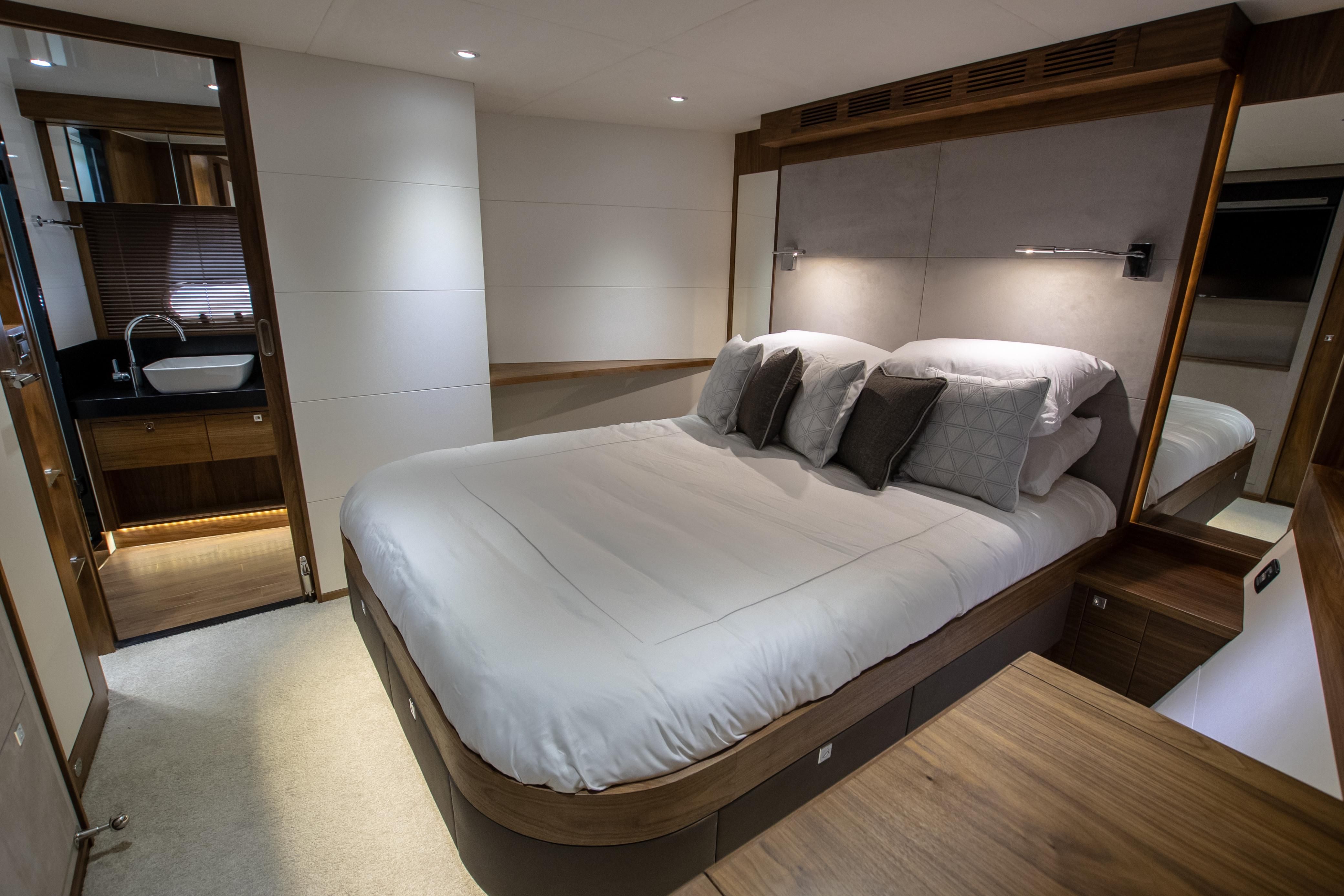 2016 Van Der Heijden Yachts Explorer