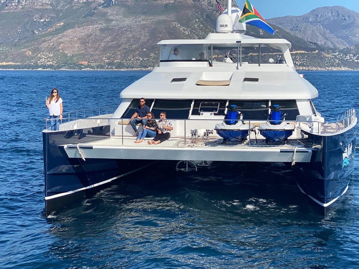 2020 Two Oceans 850E Power Catamaran
