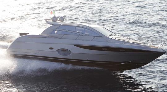 2020 Blu Martin Yachts SeaTop 48