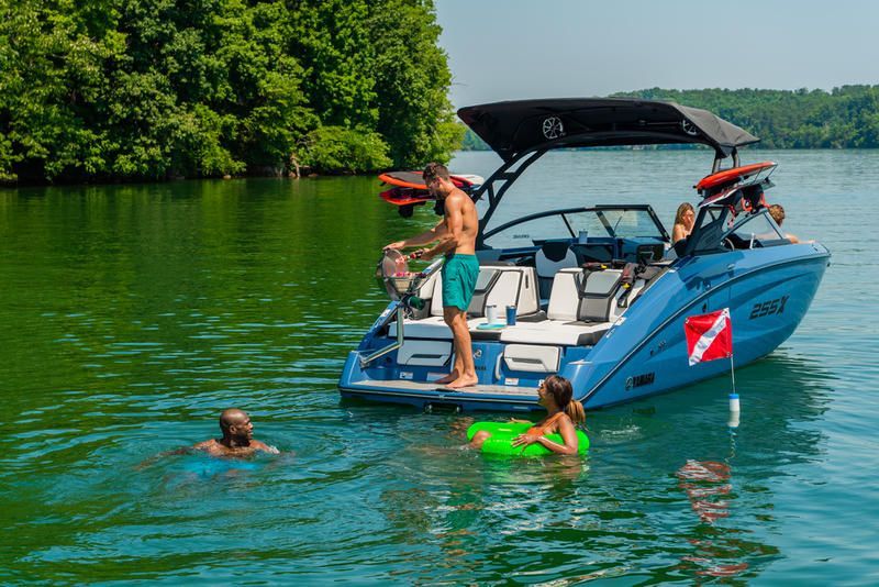 2021 Yamaha Boats 255XE