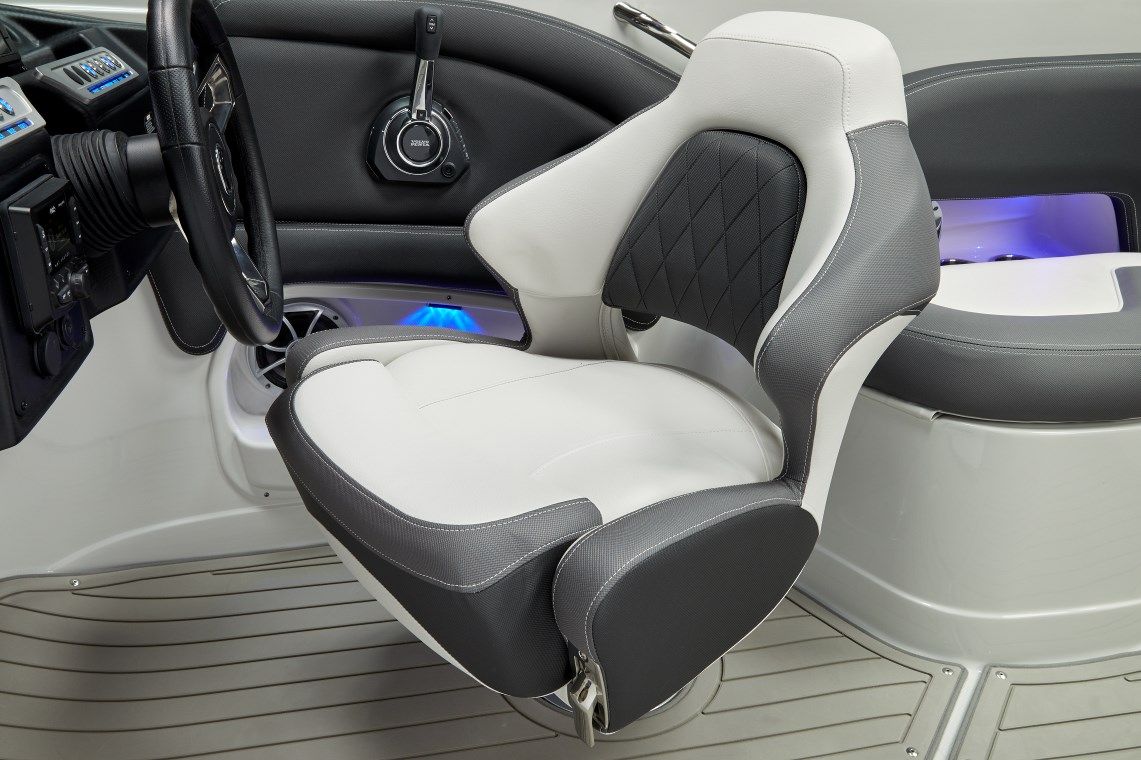 2023 Crownline 260 SS Surf