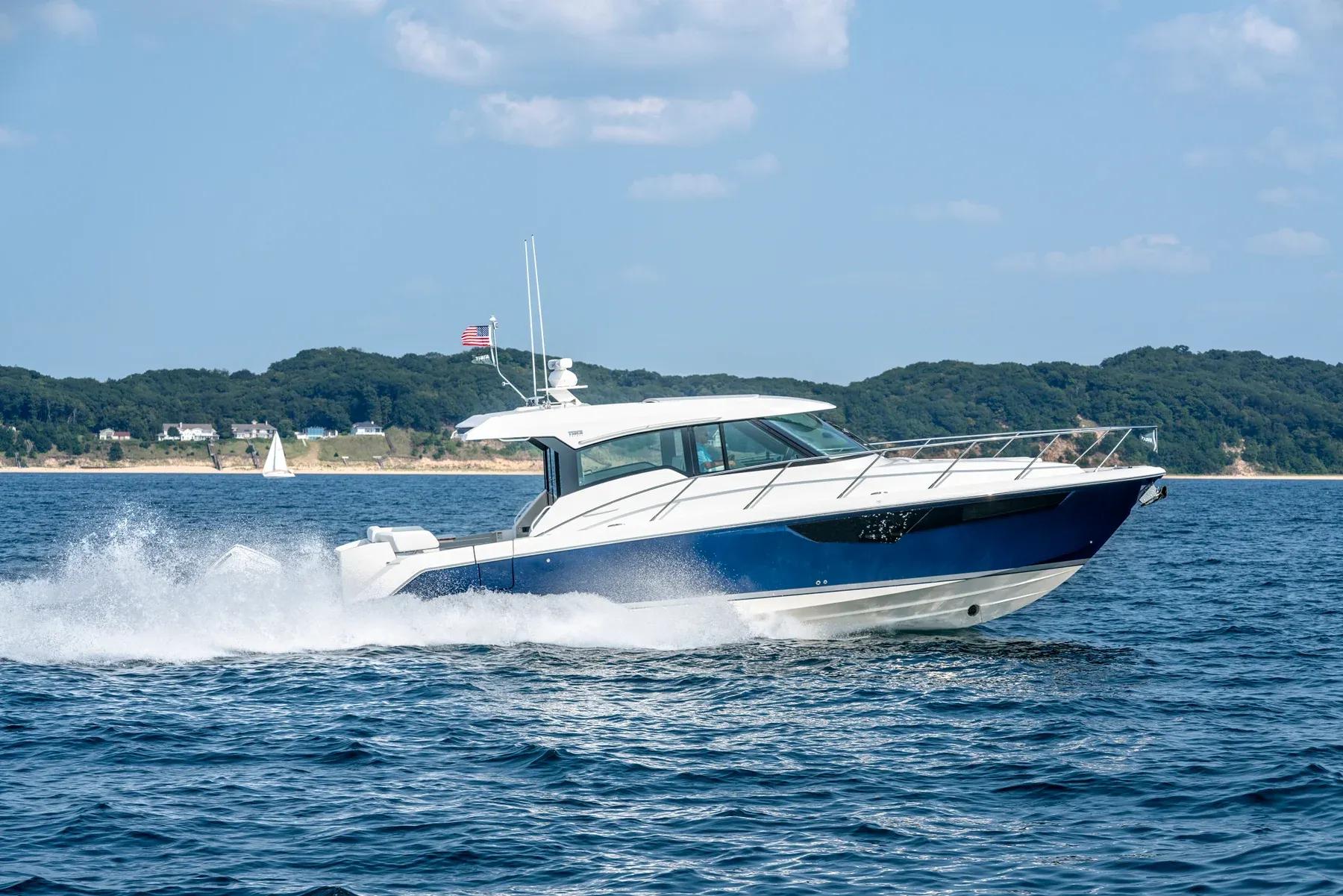 2023 Tiara Yachts 43 LE