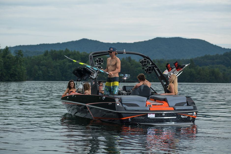 2018 Malibu Boats Wakesetter 22 MXZ