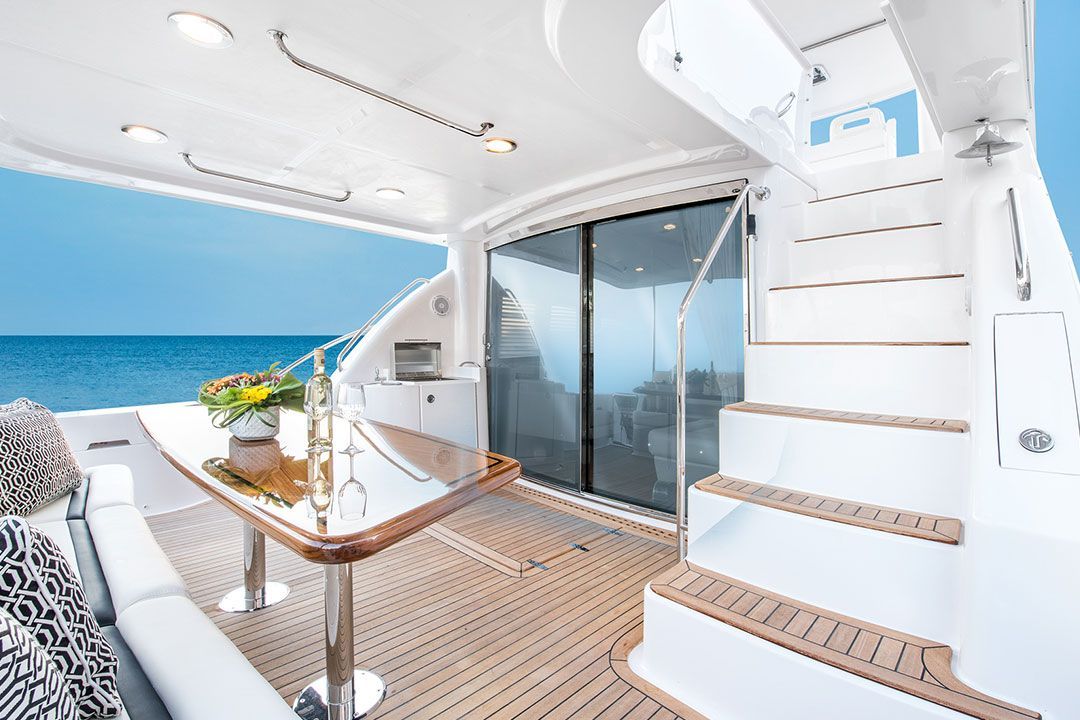 2017 Neptunus Yachts 625 Flybridge