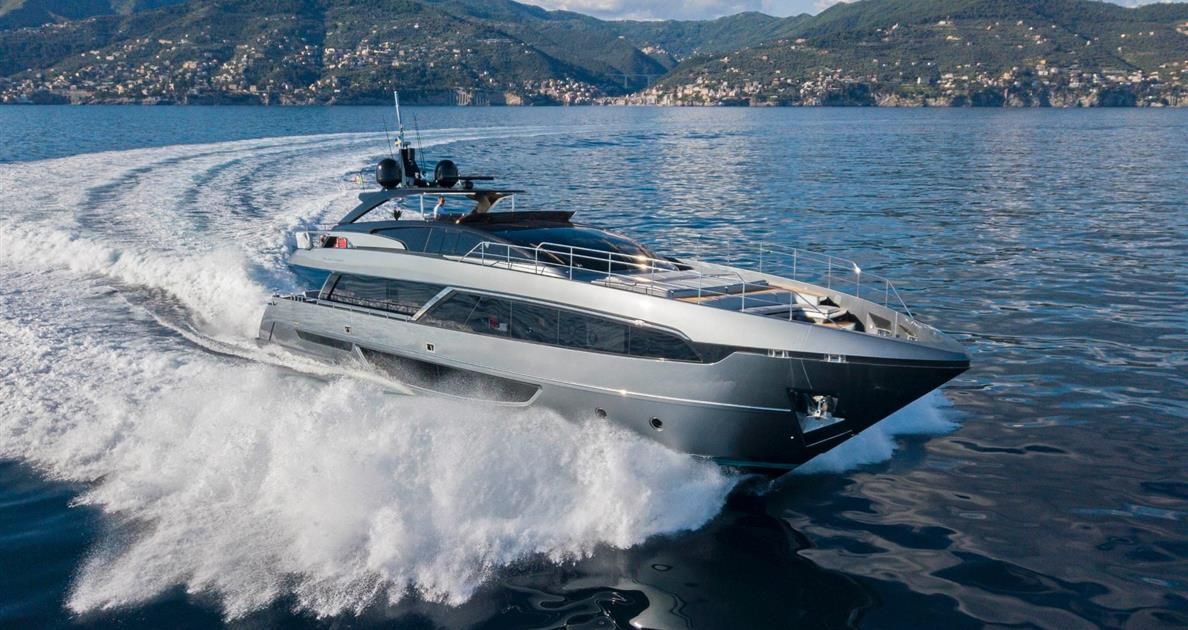 2018 Riva Yacht 100 Corsaro