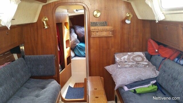 1985 Avance Yachts  33’