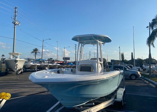 2022 Tidewater Boats 210 LXF