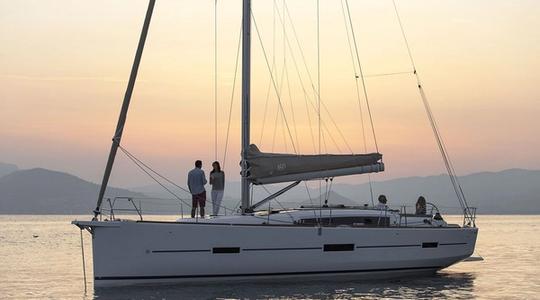 2016 Dufour Yachts 460 Grand Large